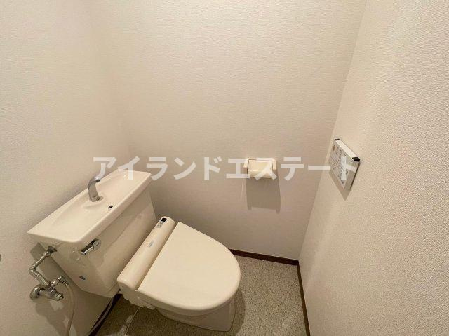 オーキッドハウス　3方角住戸　オートロック　陽当たり良好のトイレ|※別号室参考写真