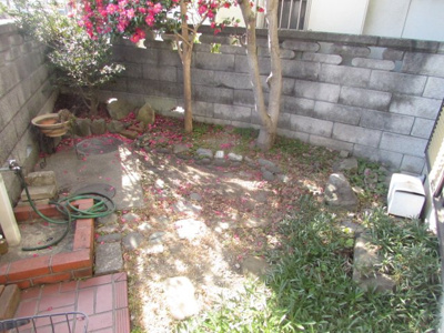 【庭】 | ～商談中～洲本市炬口１丁目・店舗付住宅 | 令和８年２月撮影