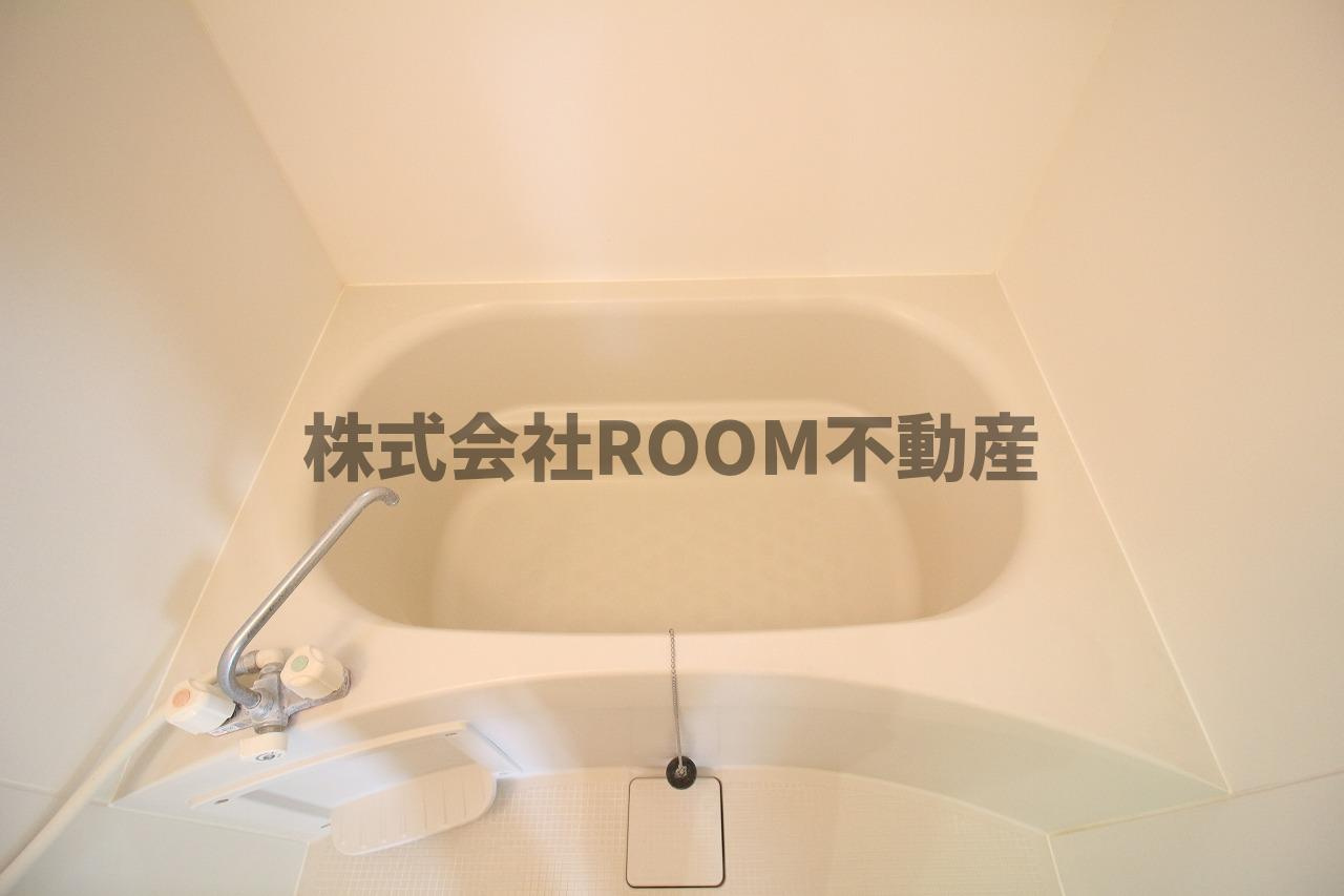 ラパン郡元の浴室|落ち着いた空間のお風呂です