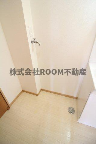 ラパン郡元の設備|開放的で明るい空間を演出してくれるバルコニーです