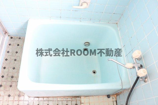中原貸家の浴室