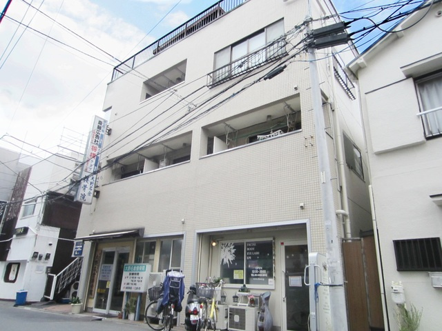 コーポラス斉藤の外観|しっかりとしたマンションタイプ！