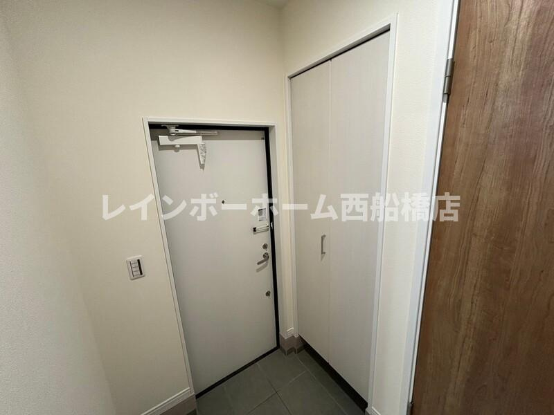 アセンディア成田の玄関