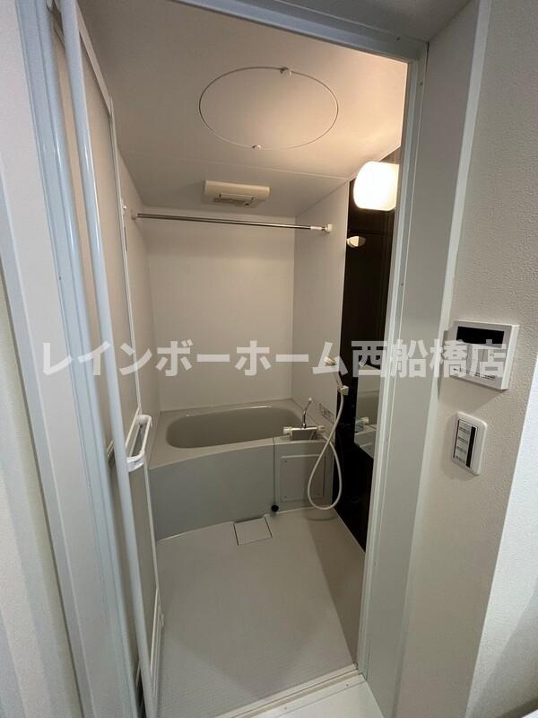 アセンディア成田の浴室