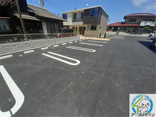 ネバーランドⅢ　Bの駐車場