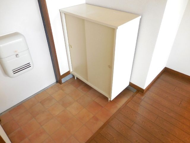 メルヴェールナカムラ参番館の玄関|玄関