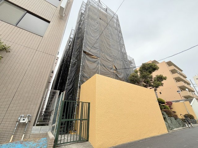 ローズハイツ東本の外観