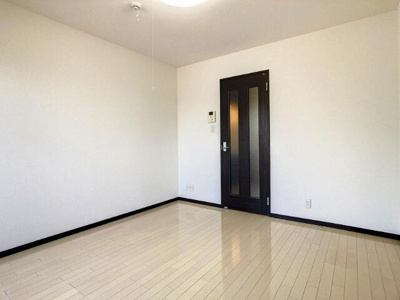 【居間・リビング】 | チェリオⅡ～和Ｎａｇｏｍｉ～ | 102号室参照 