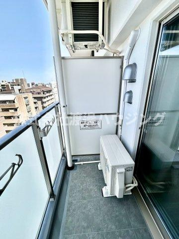 リプネスコート江坂のバルコニー