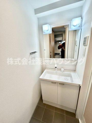 リプネスコート江坂の洗面所