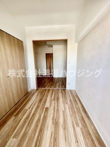 リプネスコート江坂の寝室