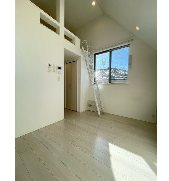 MIURA-Ⅱの居間・リビング