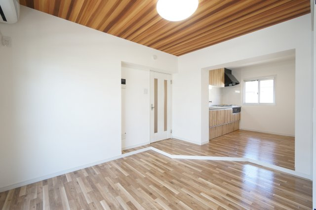 幸町レジデンスの居間・リビング|水曜日、営業時間外もご相談ください！