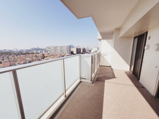 【バルコニー】 | プラウドシティ稲毛海岸レジデンス | 南向きの陽当り良いバルコニーです
