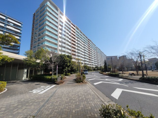 【外観】 | プラウドシティ稲毛海岸レジデンス | ご入居後の生活イメージを具体的に感じていただけるよう、親身にご案内いたします。