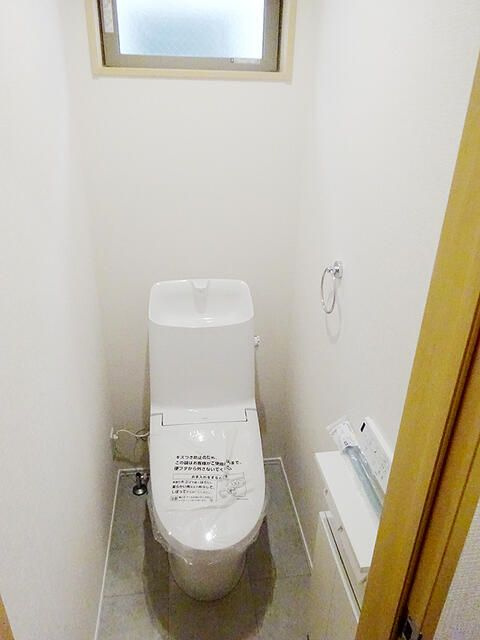 小港町３丁目貸家のトイレ