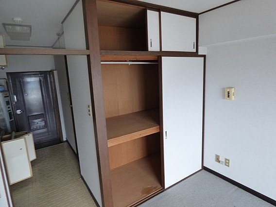 晃ハイムの収納