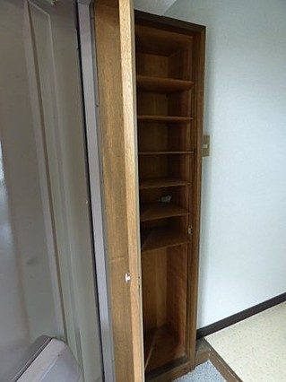 晃ハイムの玄関