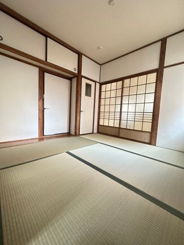 藤岡貸家の居間・リビング