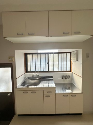 藤岡貸家のキッチン