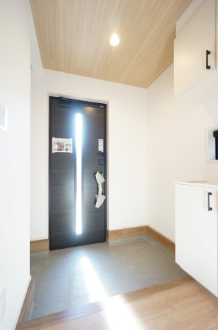 Sumai-to千葉市若葉区加曽利町の玄関|初期費用ご相談ください！