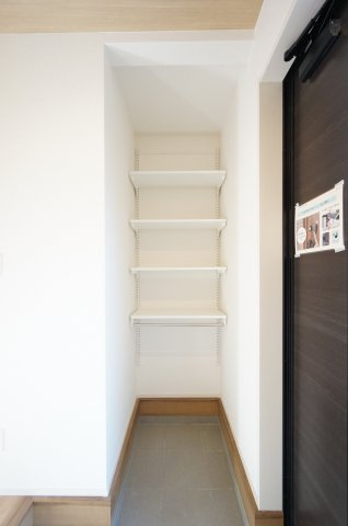 Sumai-to千葉市若葉区加曽利町の収納|お問合せは花まる商店まで！