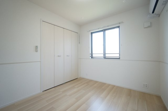 サンヒルズの洋室|詳細、ご不明点等、お気軽にご連絡ください！