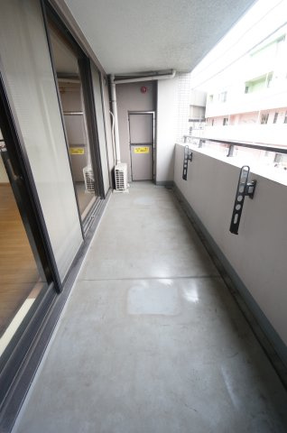 エヴァーグリーン青葉の森のバルコニー|水曜日、営業時間外もご相談ください！