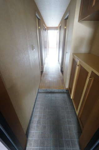 エヴァーグリーン青葉の森の玄関|オンライン対能応可！