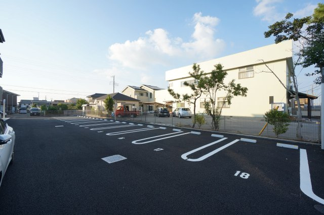 シャイングレイスの駐車場|お電話でのご予約がスムーズです！