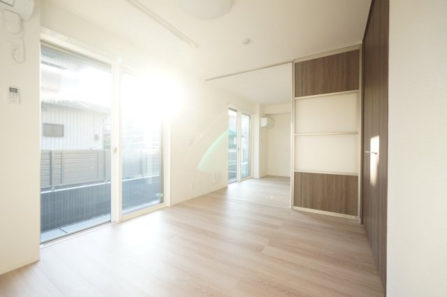 シャイングレイスの居間・リビング|お電話でのご予約がスムーズです！