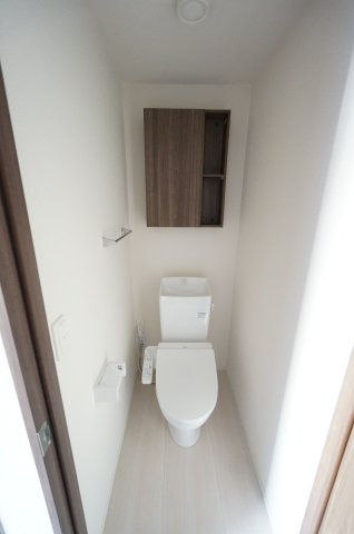 シャイングレイスのトイレ|初期費用ご相談ください！