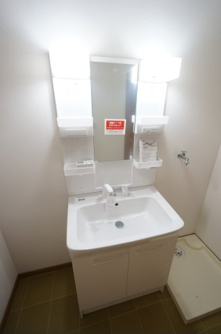 こてはし台戸建の洗面所|オンライン対能応可！