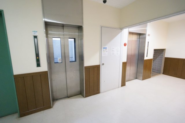 オーシャンビュー壱番館のロビー|オンライン対能応可！