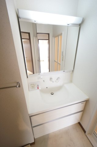 オーシャンビュー壱番館の洗面所|オンライン対能応可！