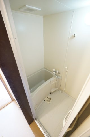 リバーストーンの浴室|ご見学・ご契約時の送迎可能！