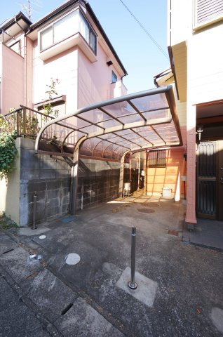 千葉市中央区松ヶ丘町貸家(JTI)の駐車場|物件、駅でお待ち合わせでのご案内歓迎！