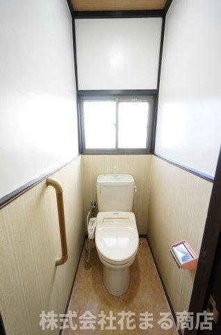 道場南戸建のトイレ|物件、駅でお待ち合わせでのご案内歓迎！