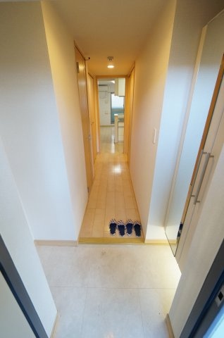 プレシャスの玄関|当日の見学大歓迎！
※すべて反転タイプのお写真です