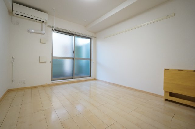 プレシャスの居間・リビング|当日の見学大歓迎！
※すべて反転タイプのお写真です