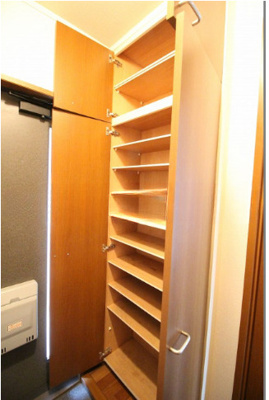 【玄関】 | メゾン岡村A