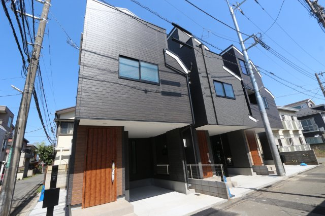 【MIRASUMO】国分寺市東戸倉207③の外観|全室2面採光＆収納付きで、個人の空間もしっかりと確保いただけます