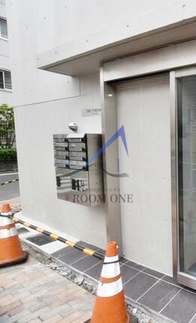 ザ・テラス豊洲のその他共用部分|集合ポストと宅配ボックスです。