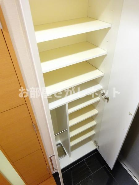 グリフォーネ横浜・伊勢町【おとり物件なし】#学生・社会人にオススメ！初期費用分割払いOK！の収納