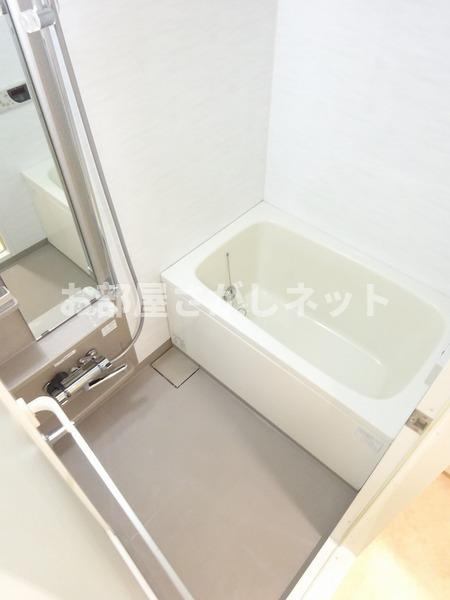 グリフォーネ横浜・伊勢町【おとり物件なし】#学生・社会人にオススメ！初期費用分割払いOK！の浴室