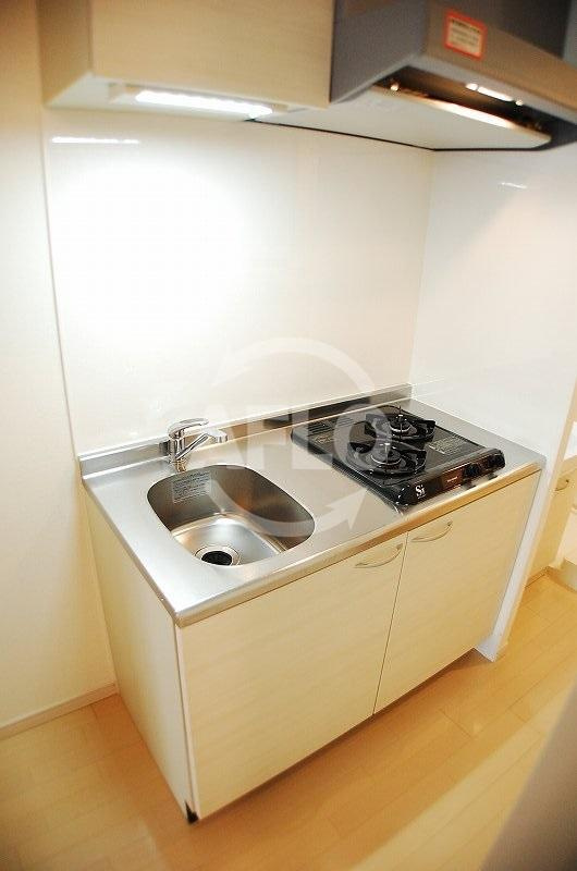 アドバンス難波ウインズのキッチン|アドバンス難波ウインズ　ガス２口コンロシステムキッチン