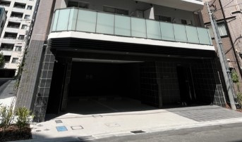 ASMACI MAISON両国Ⅱのエントランス