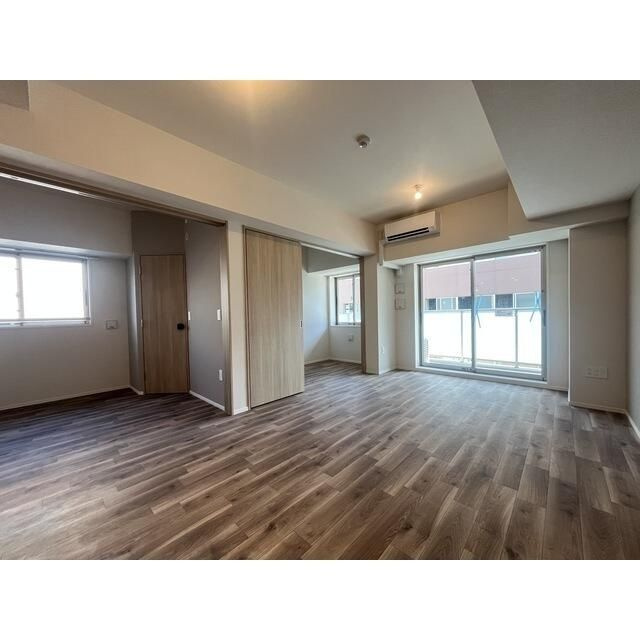 ASMACI MAISON両国Ⅱの居間・リビング