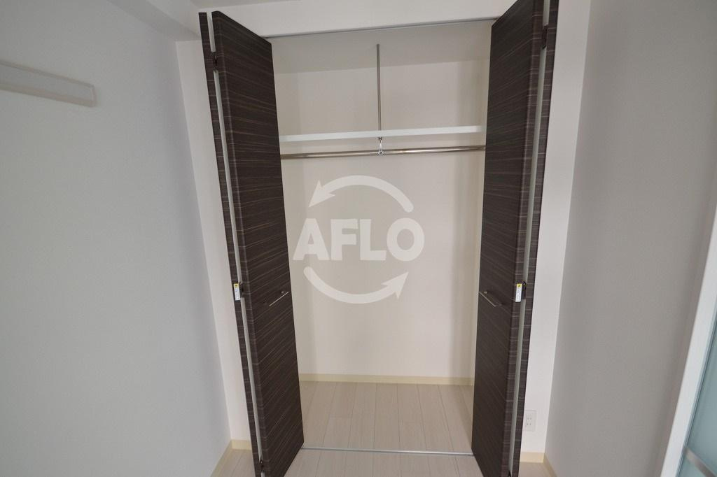 プレサンス立売堀アーバンスタイルの収納|プレサンス立売堀アーバンスタイル　クローゼット