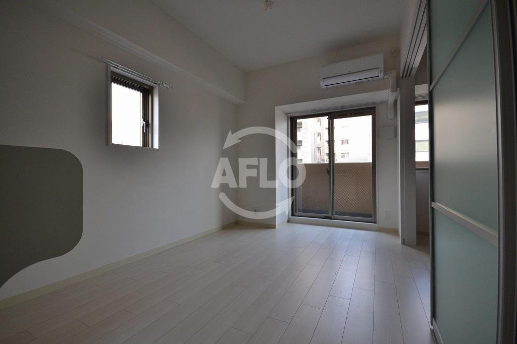 プレサンス立売堀アーバンスタイルの洋室|プレサンス立売堀アーバンスタイル　リビング